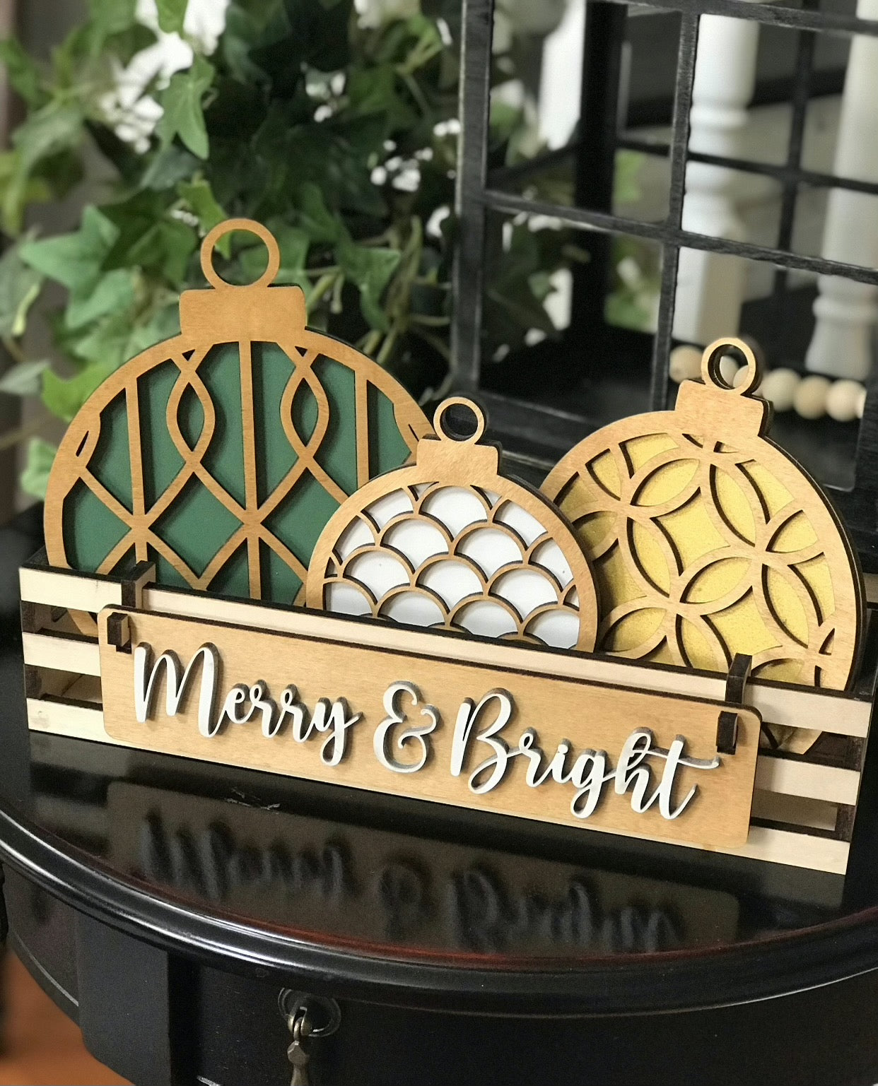Display Crate for Themes