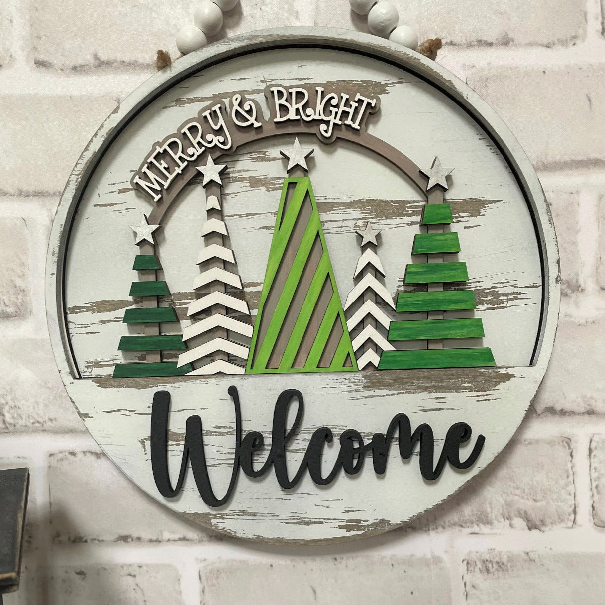 Merry and Bright Trees Welcome Sign Slotted Theme